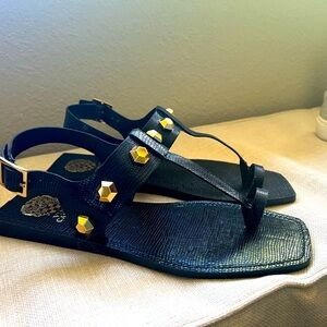 Vince Camino black sandals, in great used condition.
